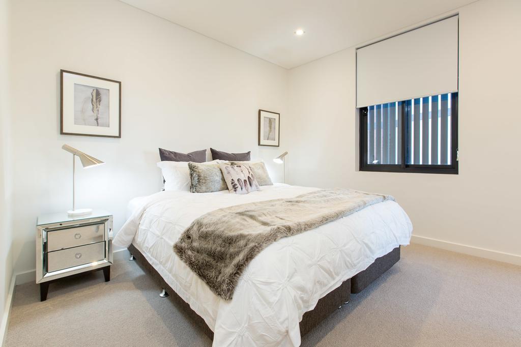 Luxury Four Bedroom Apartment With Swimming Pool Wagga Wagga Exterior foto