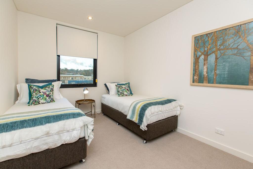 Luxury Four Bedroom Apartment With Swimming Pool Wagga Wagga Exterior foto